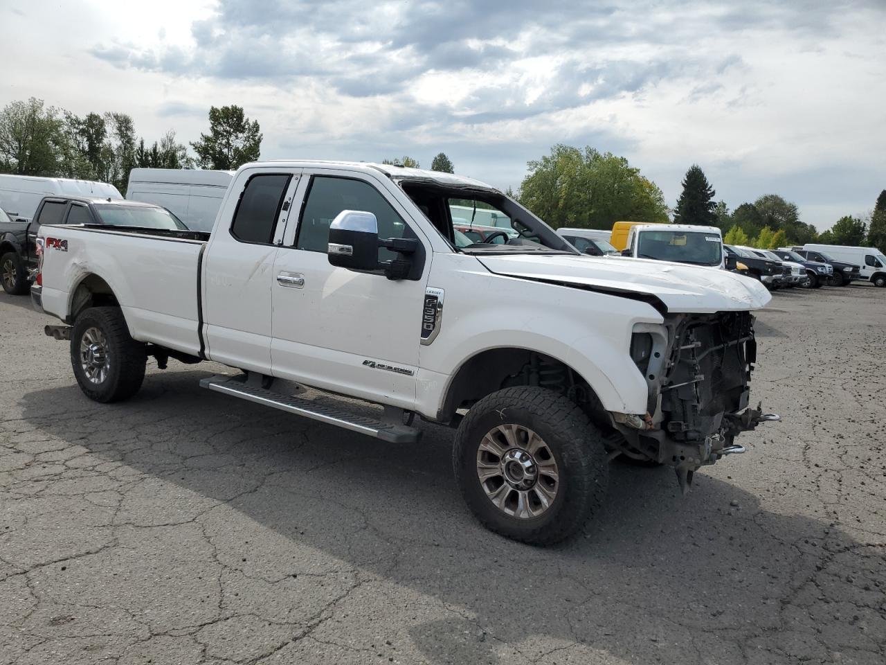 2018 Ford F350 Super Duty - Image 4