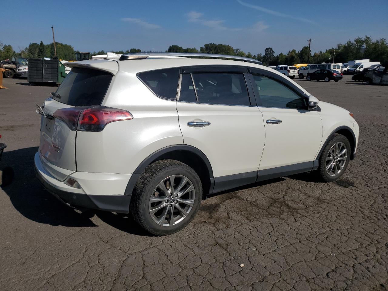 2016 Toyota Rav4 Limited - Фото 3