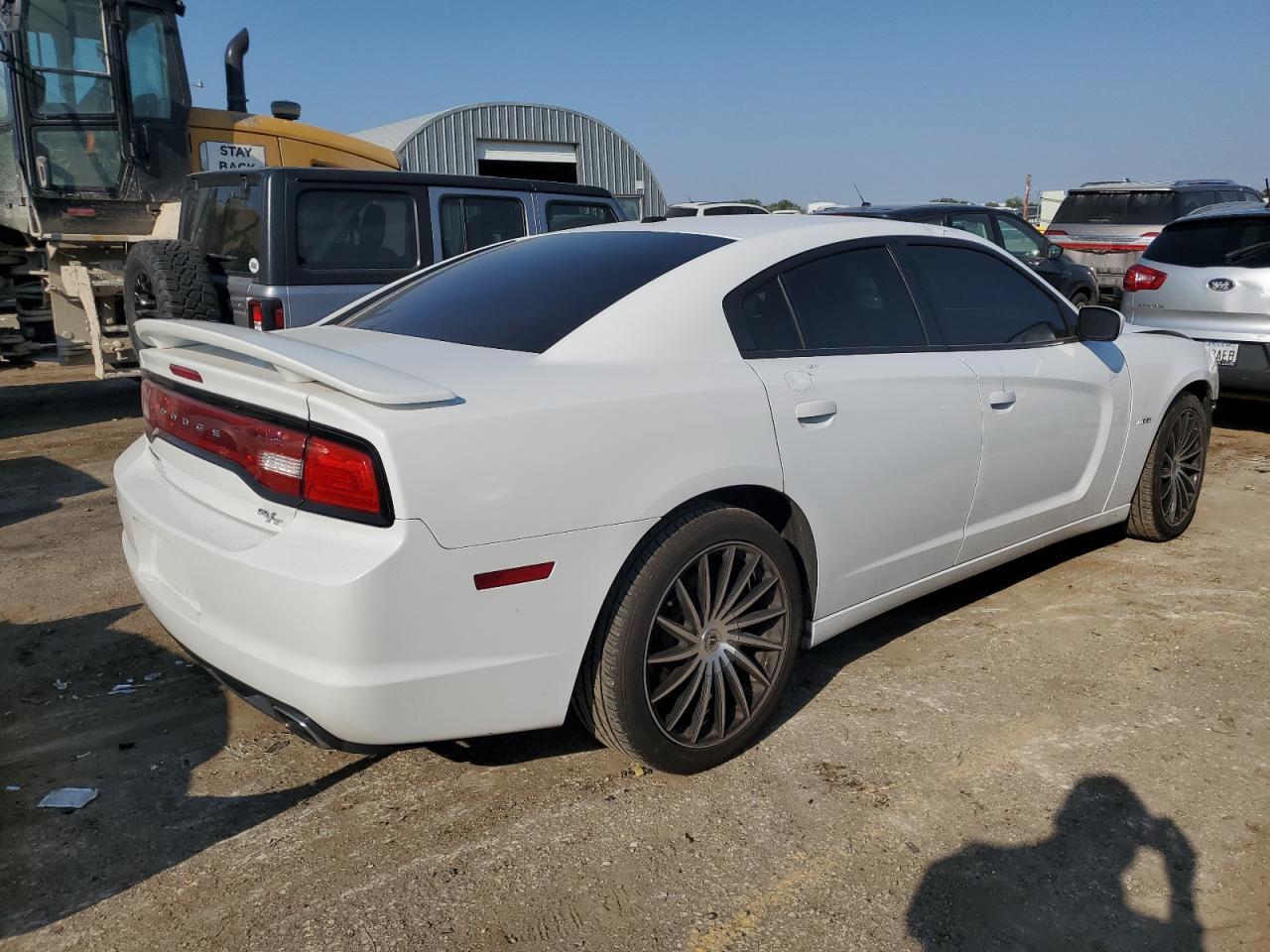 2014 Dodge Charger R - Image 3