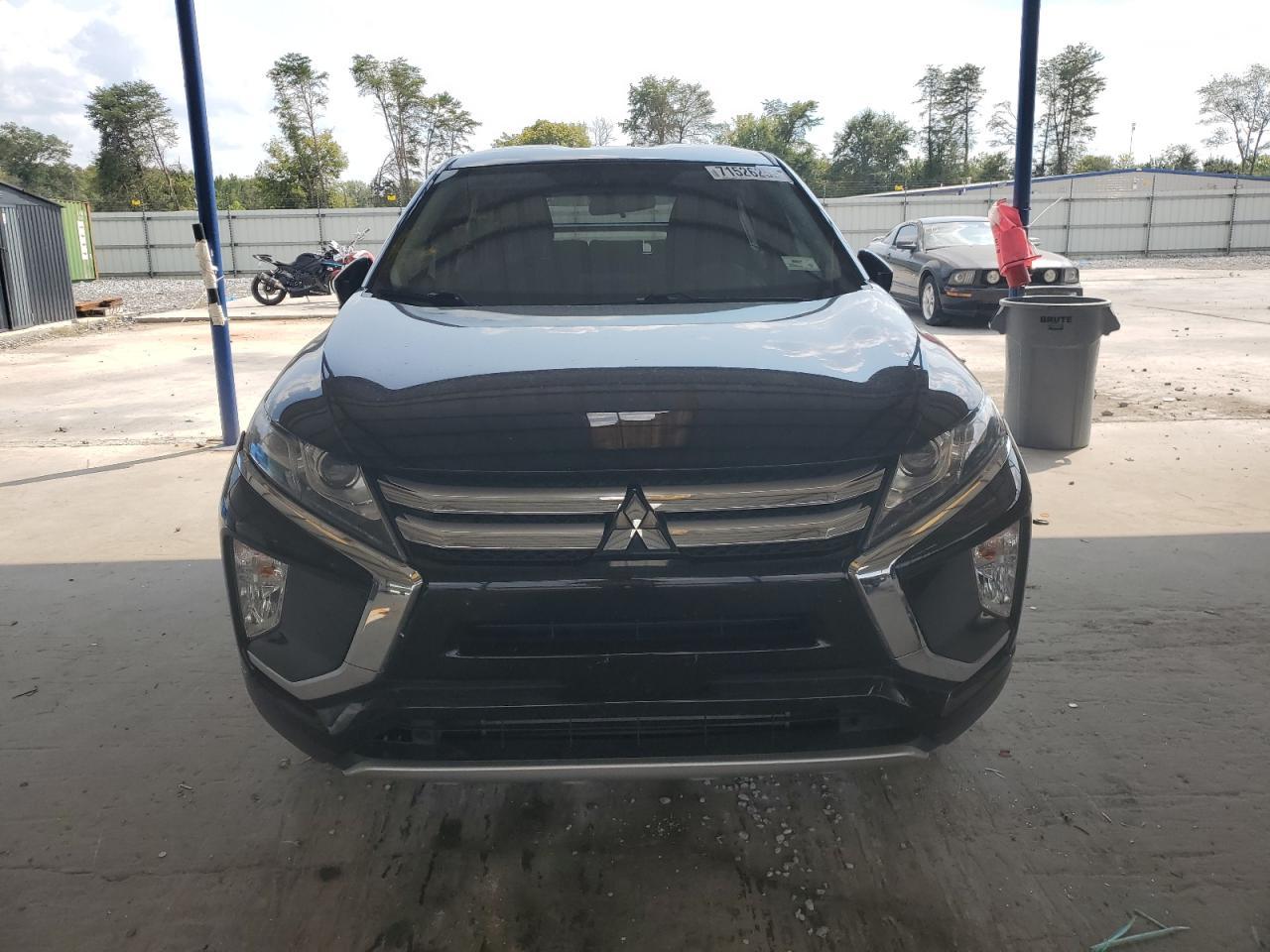 2018 Mitsubishi Eclipse Cross Se - Image 5