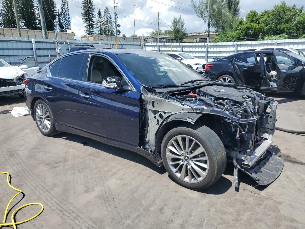 2022 Infiniti Q50 Luxe - Фото 4