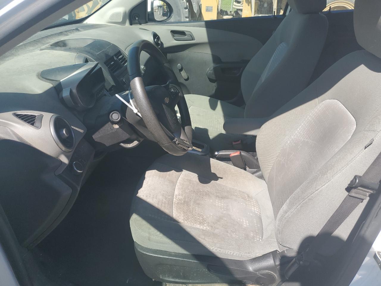 2016 Chevrolet Sonic - Фото 7