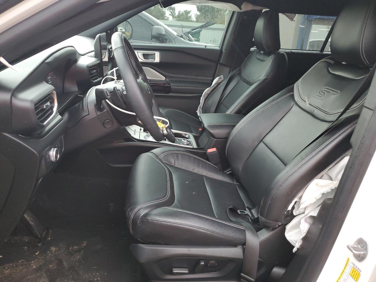 2022 Ford Explorer St - Image 7