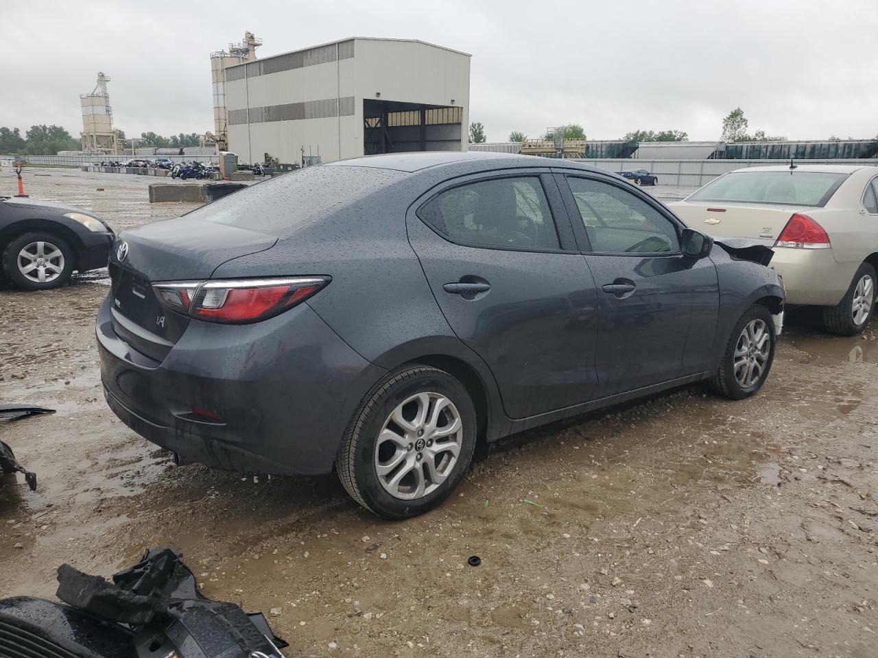 2018 Toyota Yaris Ia - Фото 3