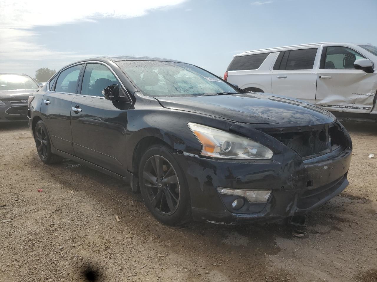 2015 Nissan Altima 2.5 - Image 4
