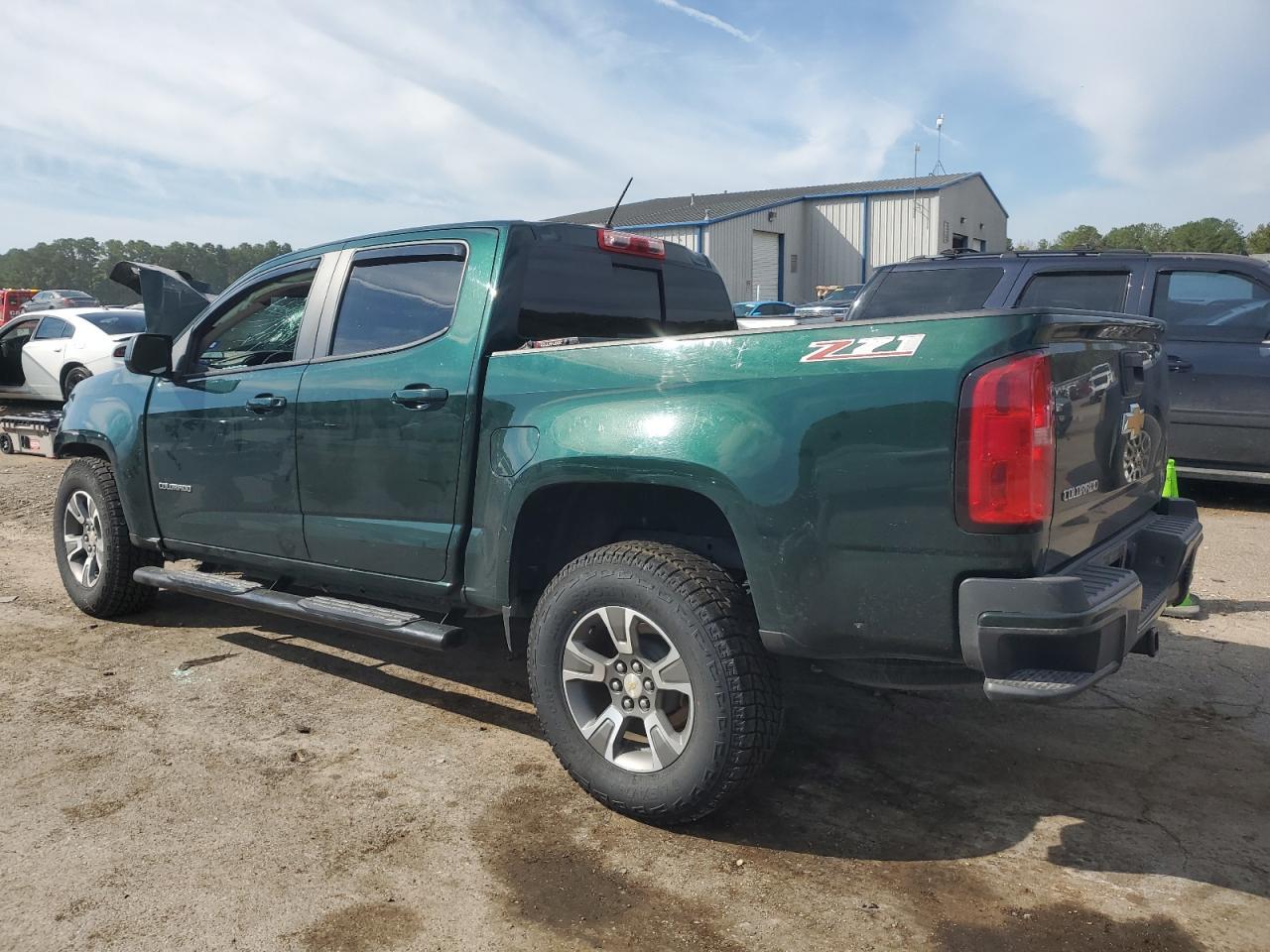2016 Chevrolet Colorado Z71 - Image 2