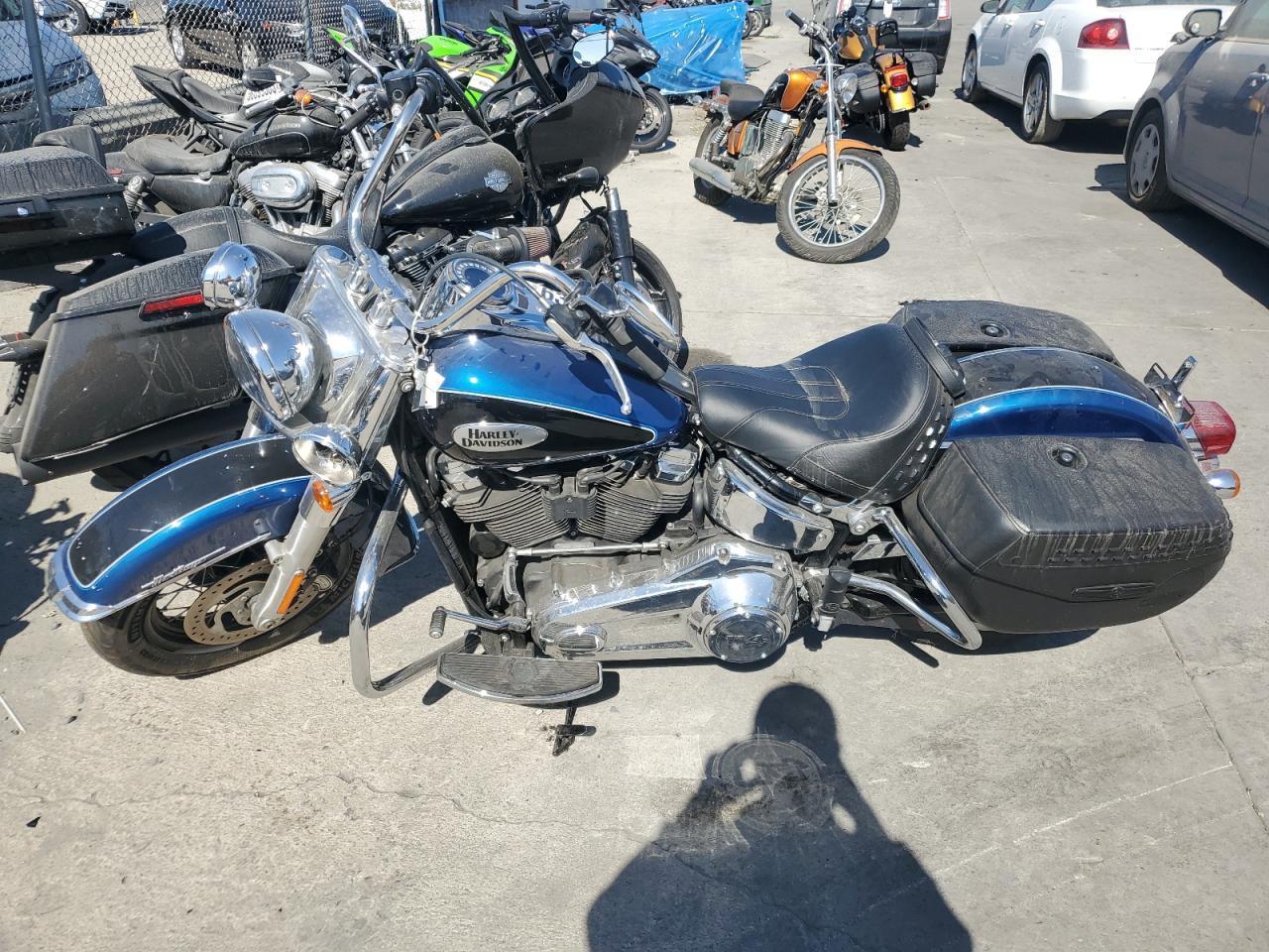 2022 Harley-Davidson Flhcs - Фото 3