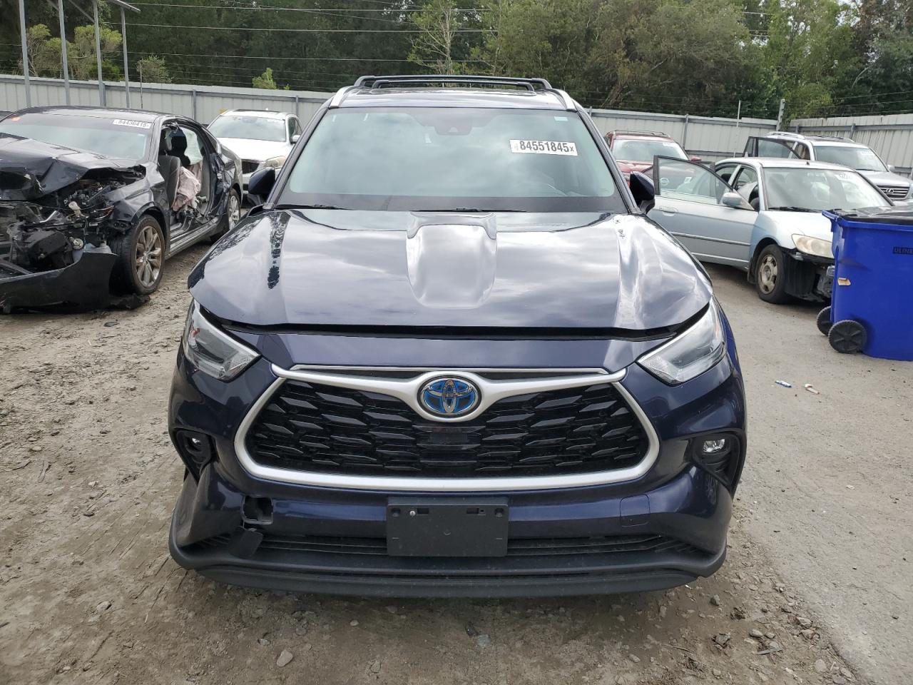 2021 Toyota Highlander Hybrid Xle - Image 5