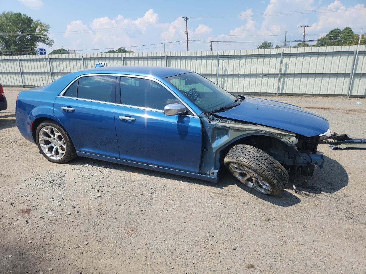 2020 Chrysler 300C - Фото 4