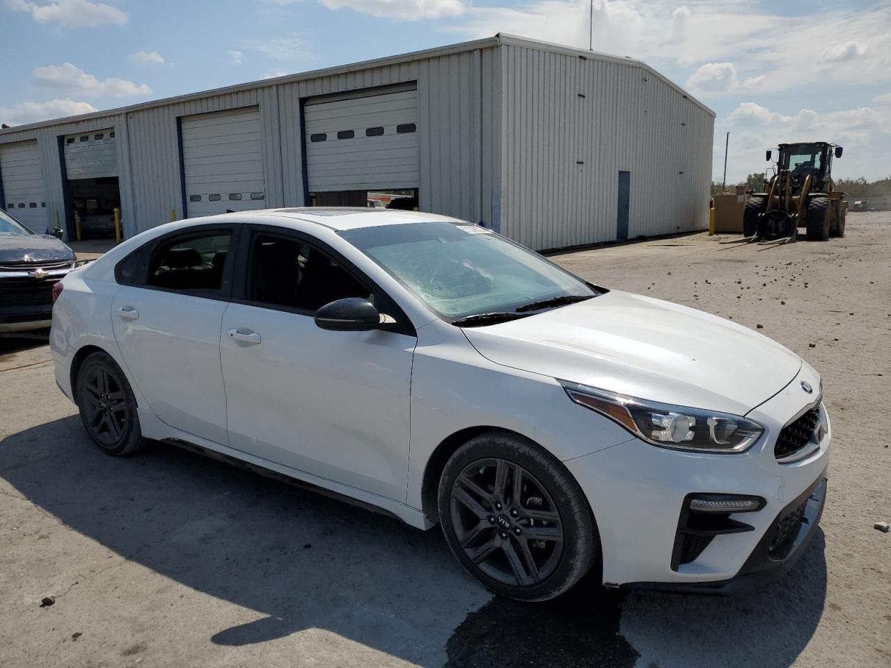 2021 Kia Forte Gt Line - Фото 4