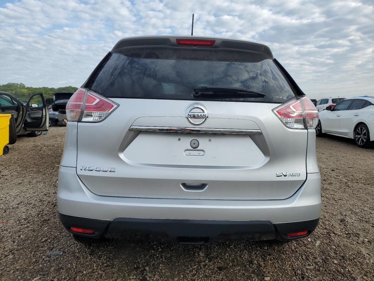 2016 Nissan Rogue S - Image 6