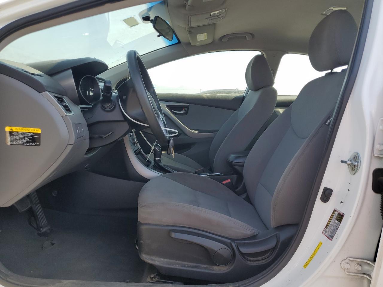 2015 Hyundai Elantra Se - Фото 7