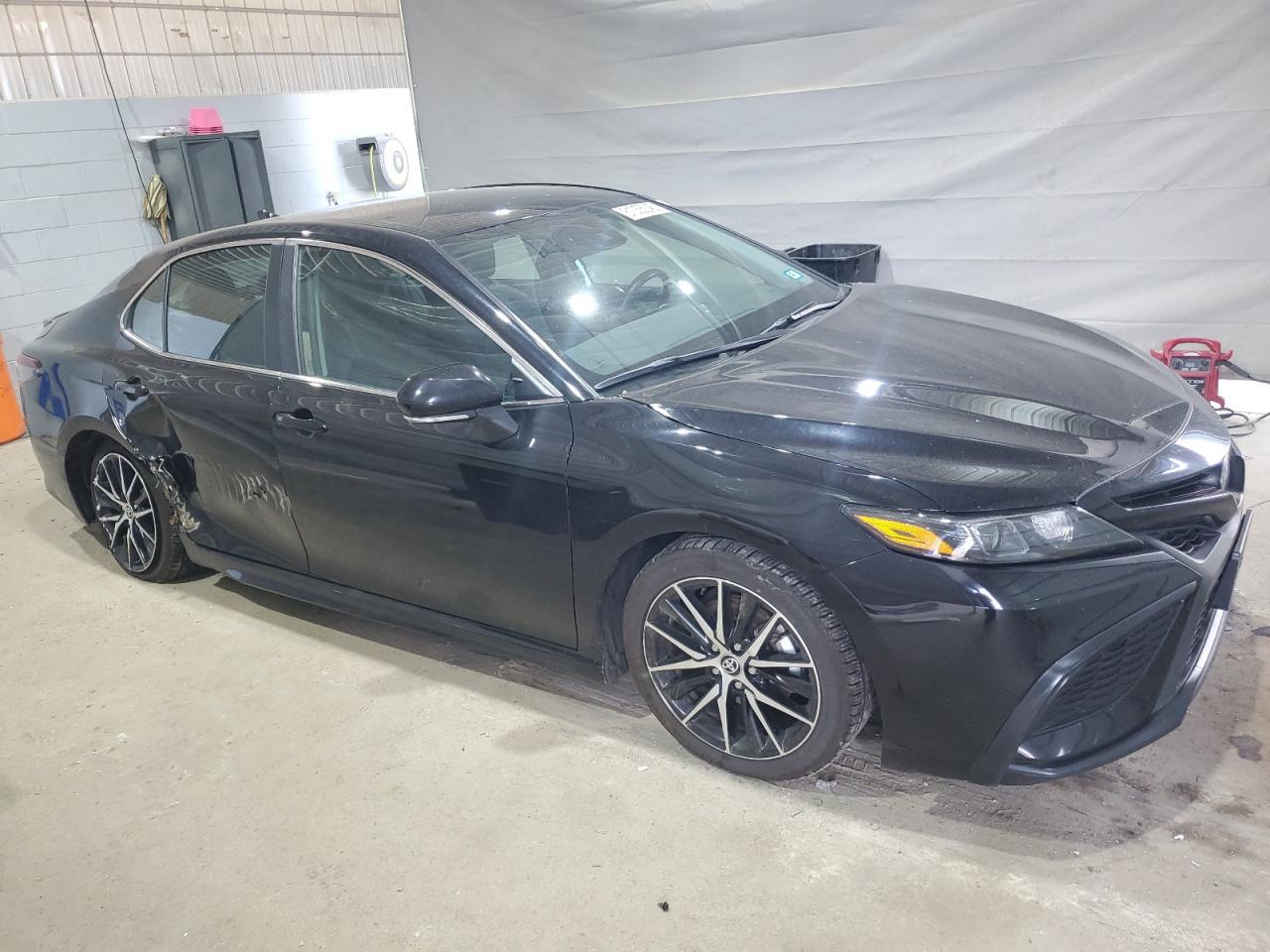 2024 Toyota Camry Hybrid Se - Фото 4
