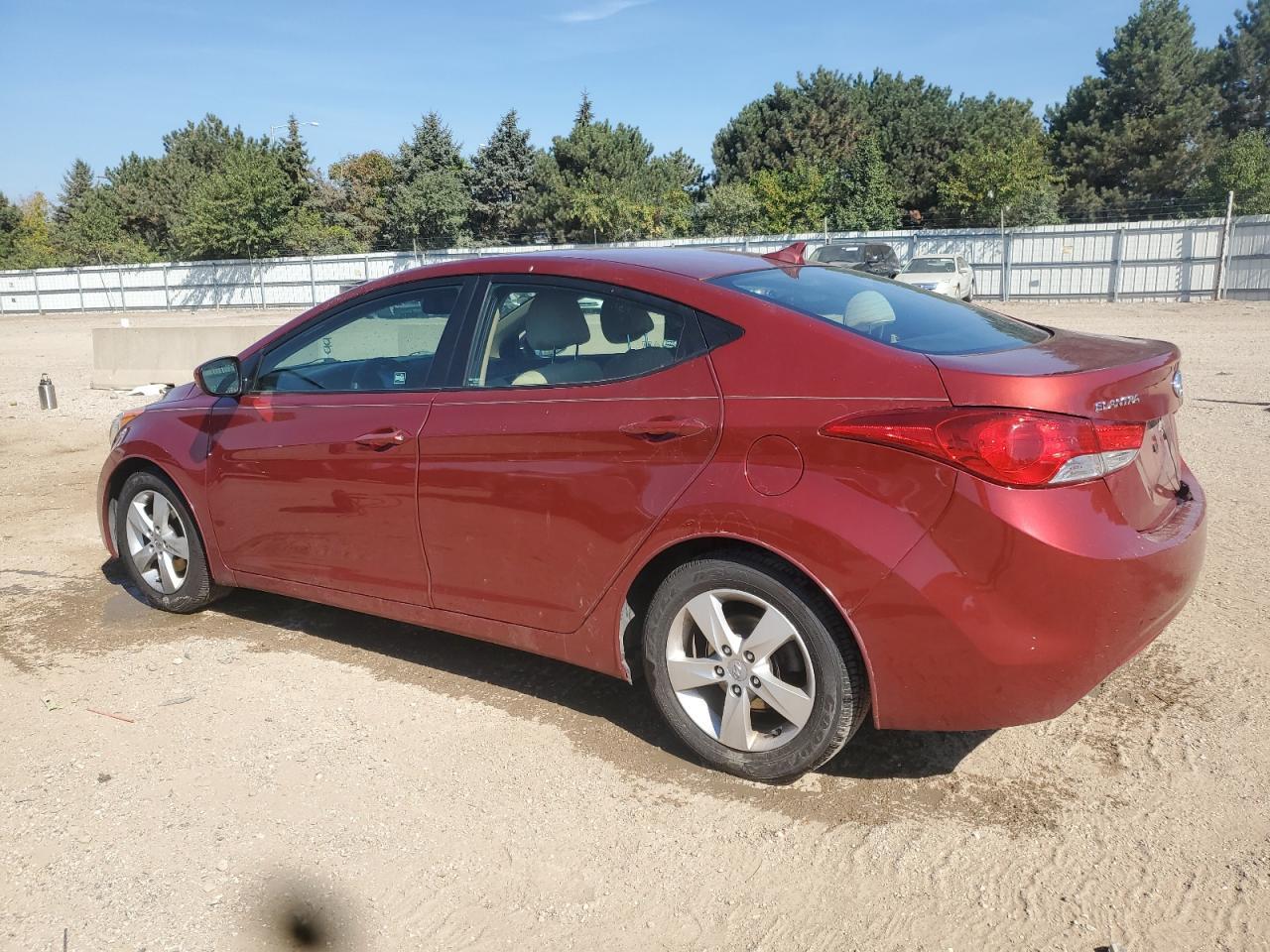 2013 Hyundai Elantra Gls - Image 2