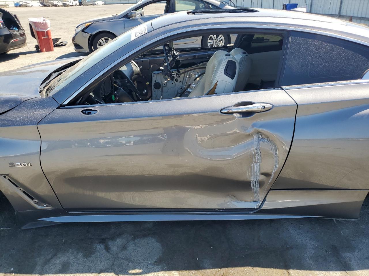 2018 Infiniti Q60 Red Sport 400 - Фото 7