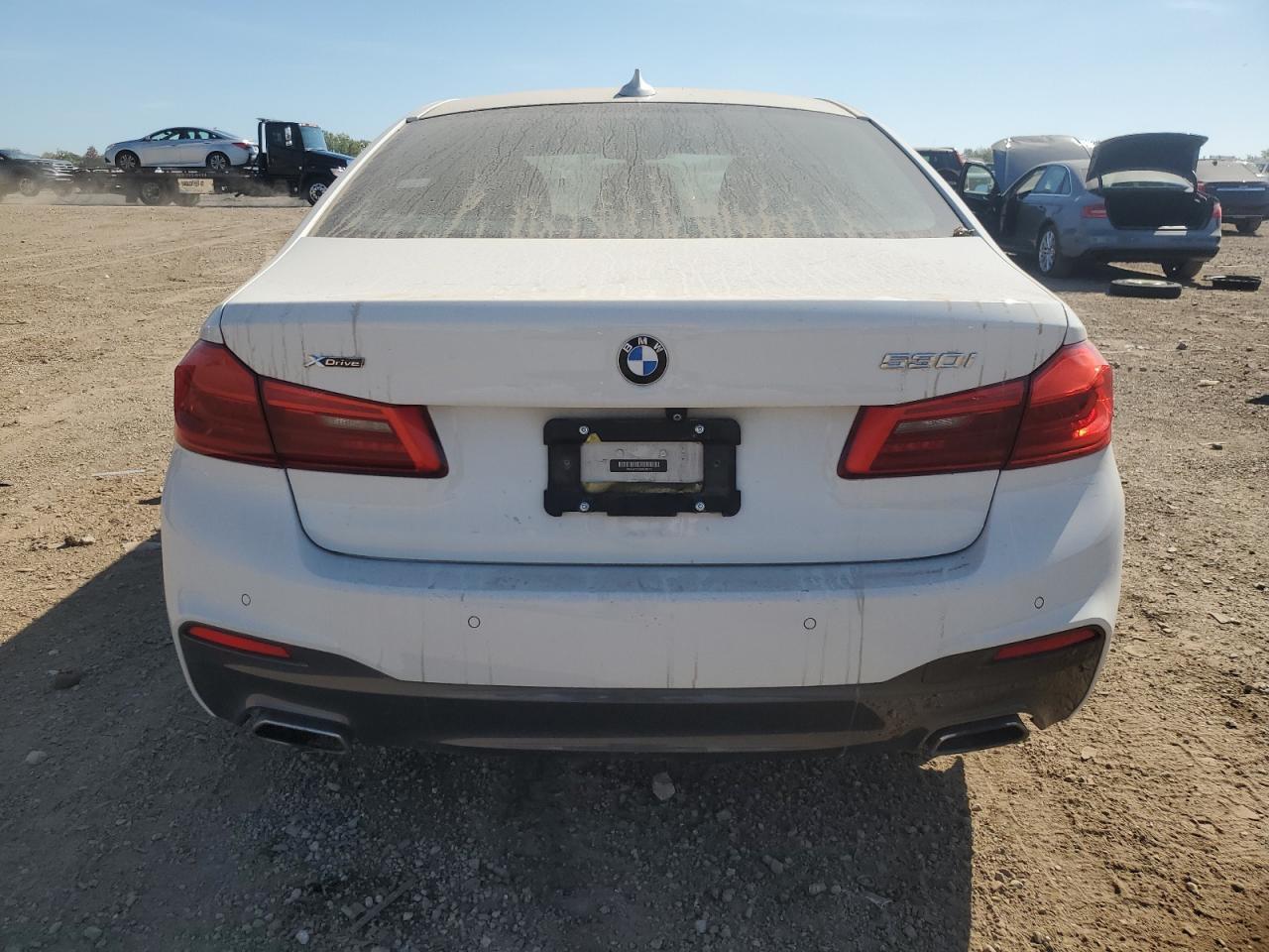 2017 BMW 530 Xi - Фото 6