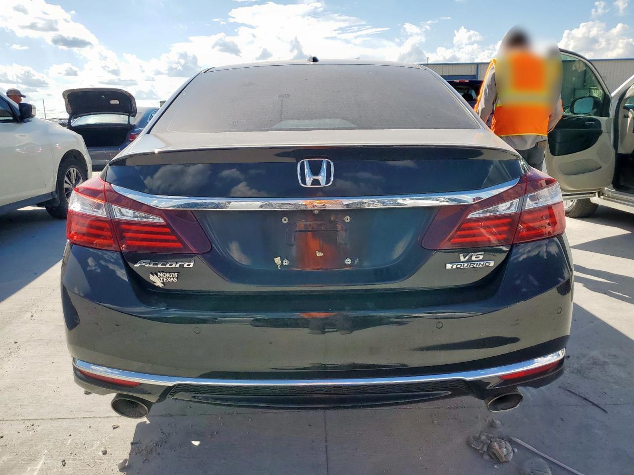 2017 Honda Accord Touring - Фото 6