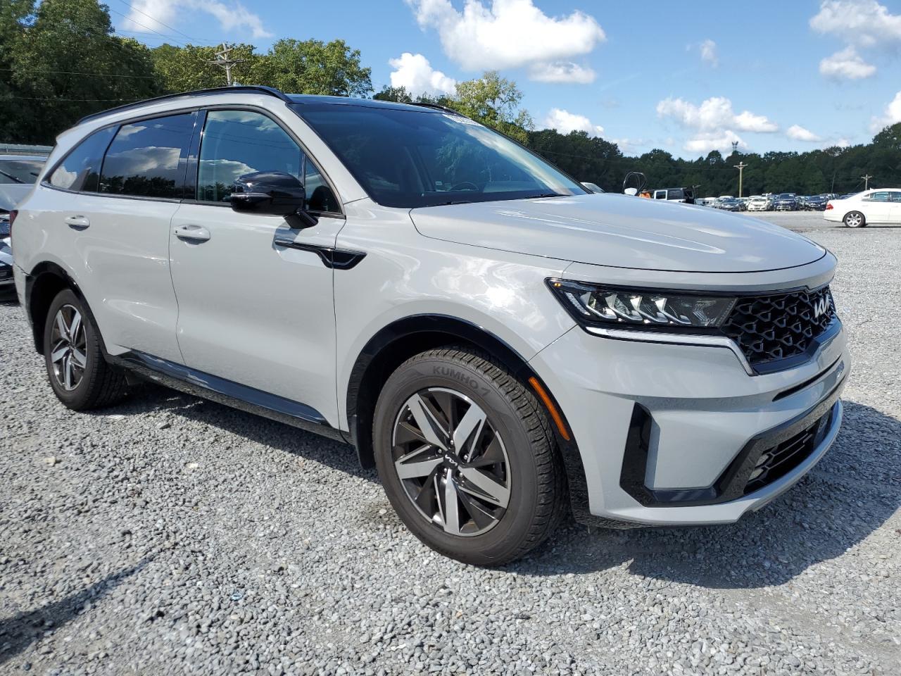 2022 Kia Sorento Ex - Image 4