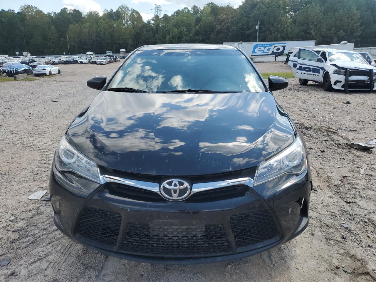 2015 Toyota Camry Le - Фото 5