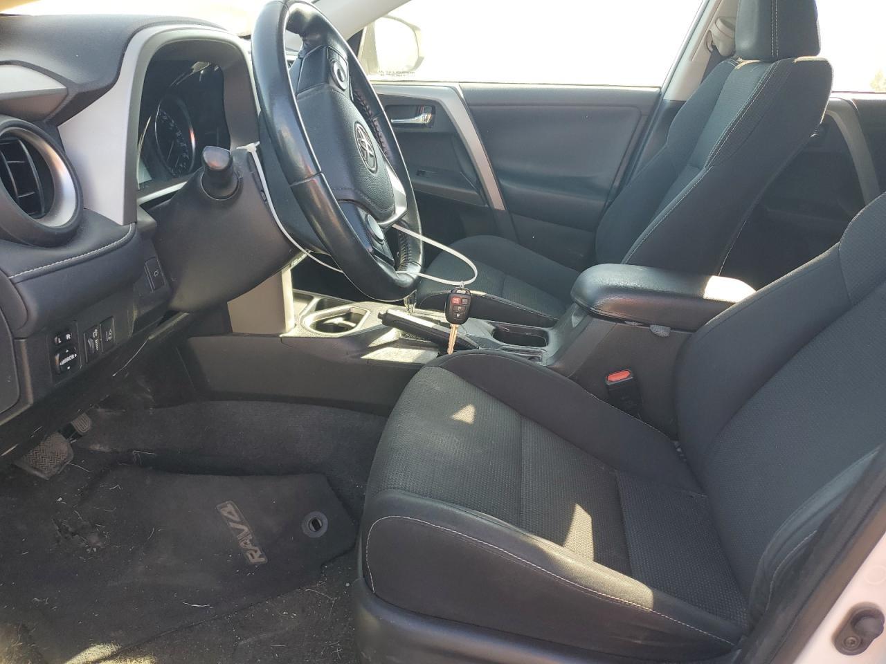 2017 Toyota Rav4 Xle - Image 7