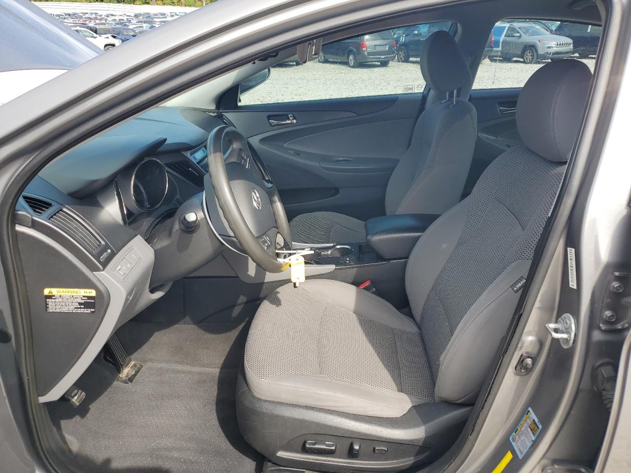 2013 Hyundai Sonata Gls - Image 7