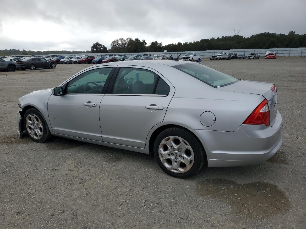 2010 Ford Fusion Se - Фото 2