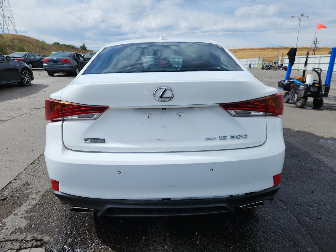 2018 Lexus Is 300 - Image 6