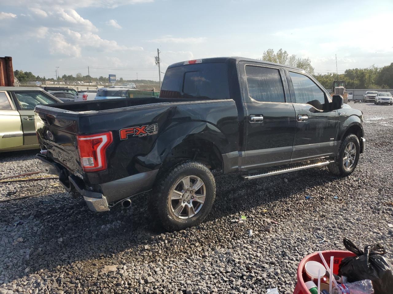 2017 Ford F150 Supercrew - Фото 3
