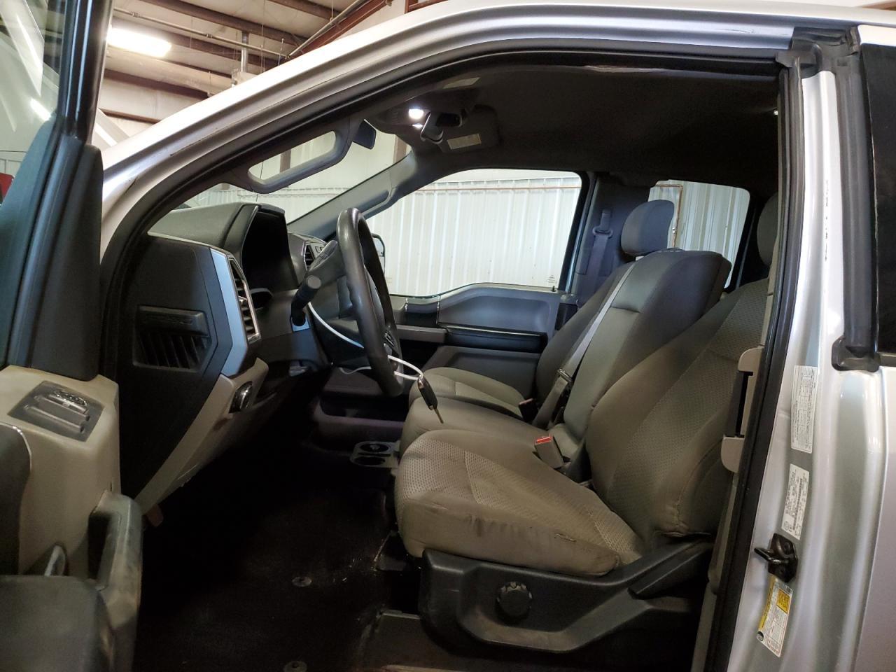 2015 Ford F150 Super Cab - Фото 7