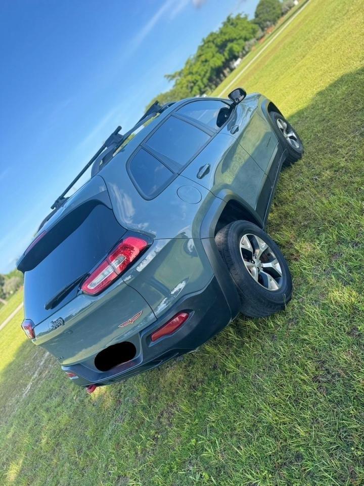 2015 Jeep Cherokee Trailhawk - Image 4