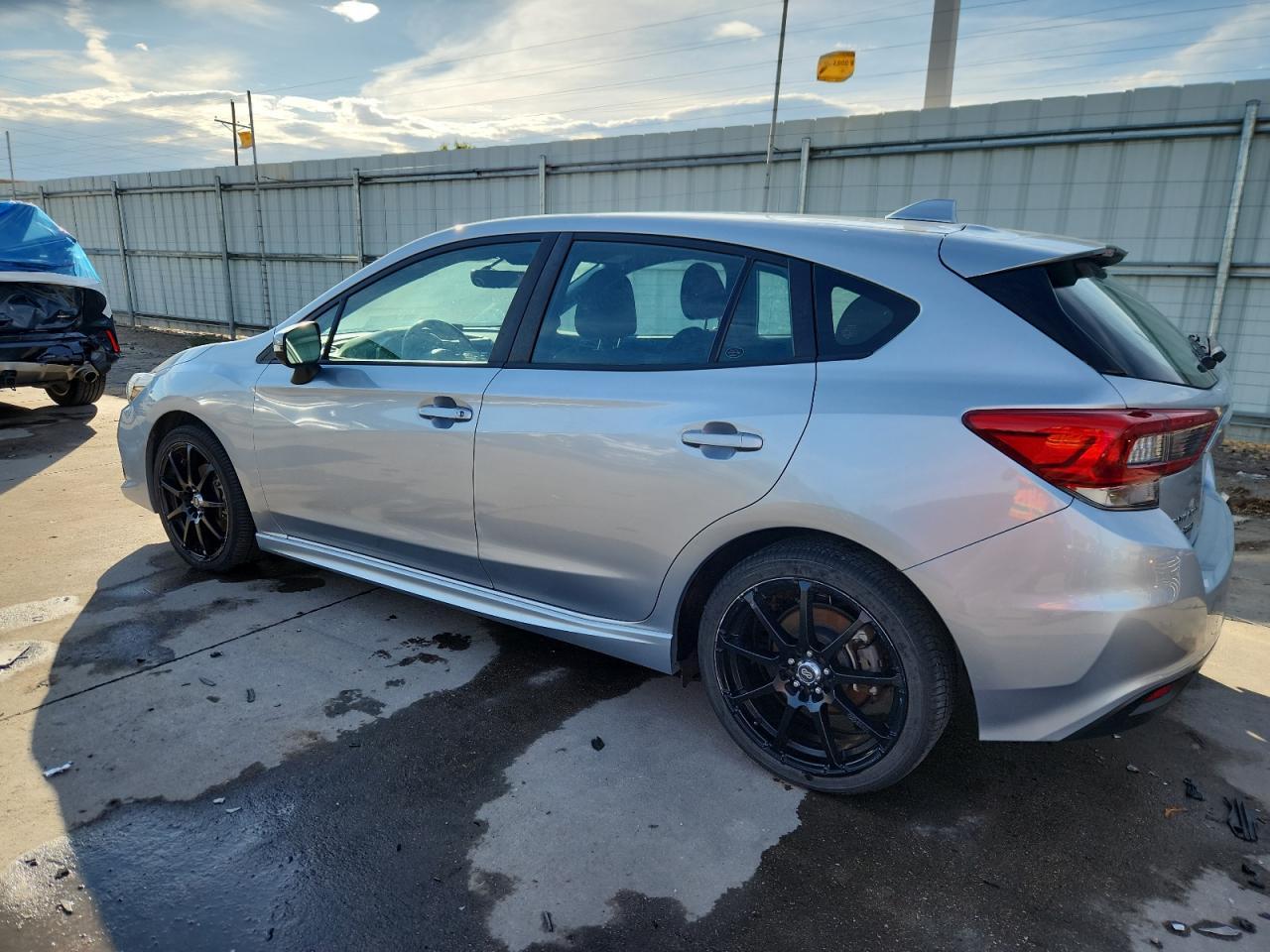 2022 Subaru Impreza Sport - Фото 2