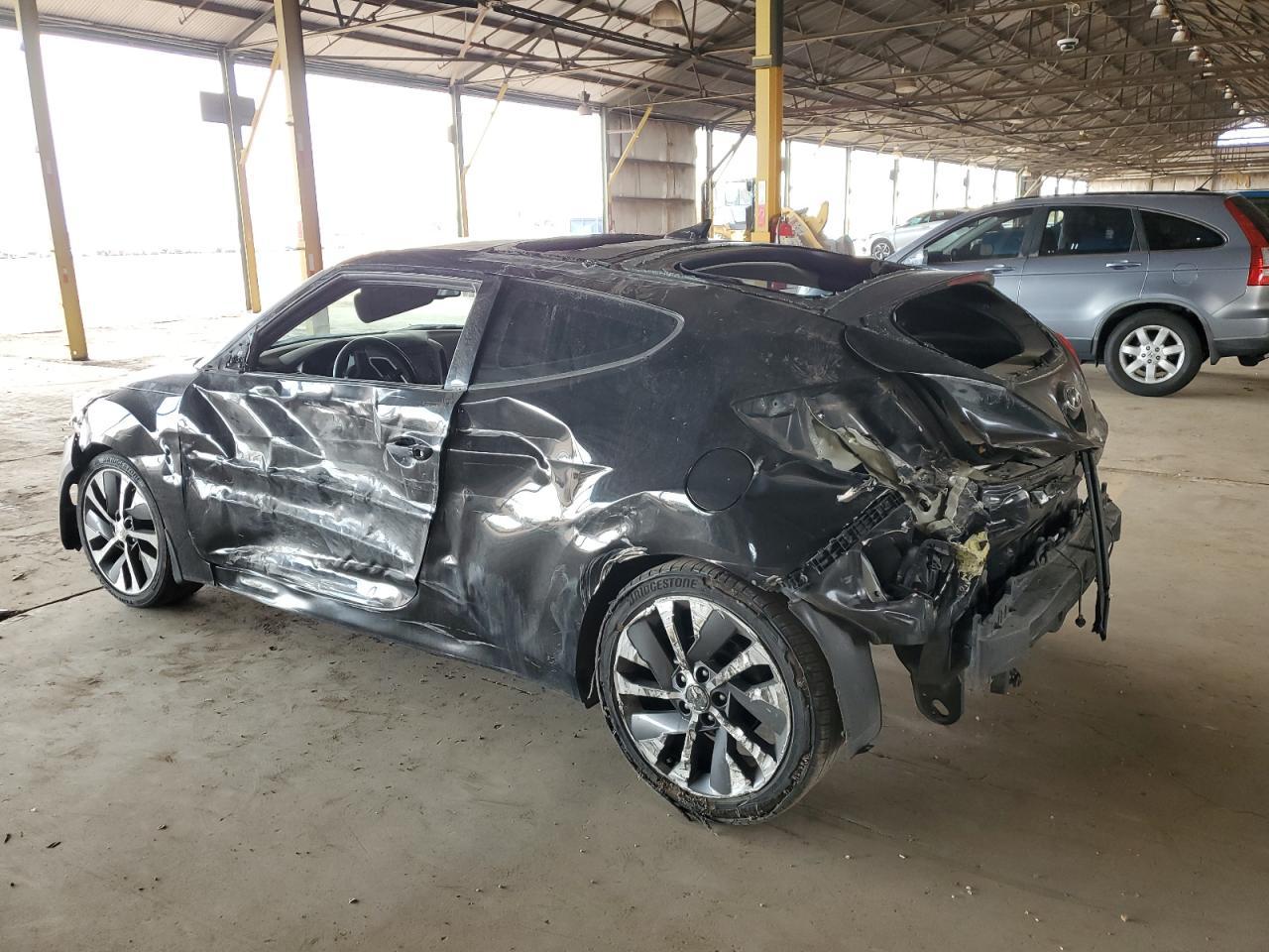 2013 Hyundai Veloster Base - Фото 2