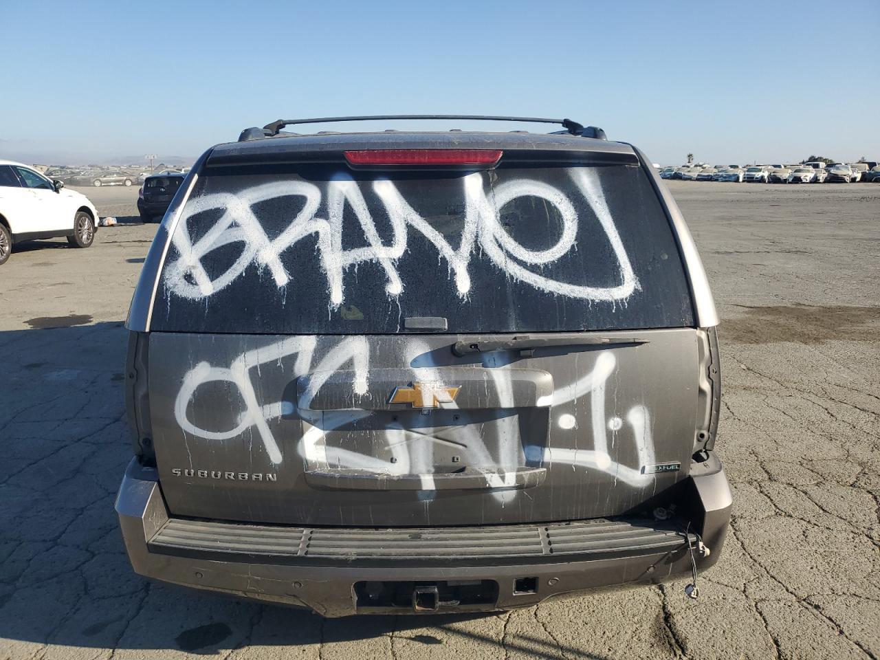 2012 Chevrolet Suburban C1500 Ls - Фото 6