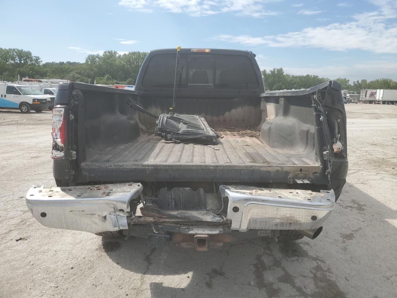 2011 Ford F350 Super Duty - Image 6