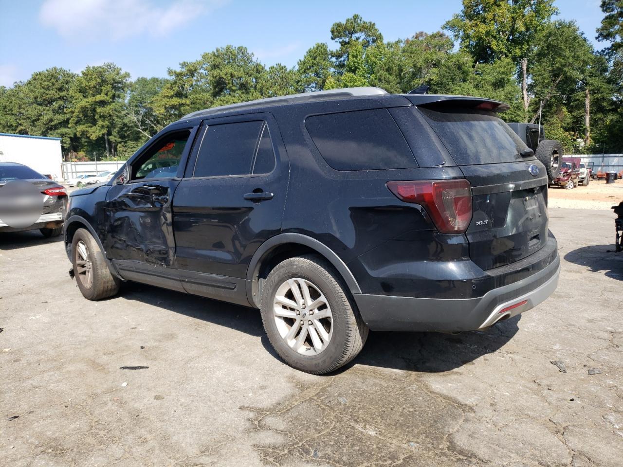 2016 Ford Explorer Xlt - Фото 2