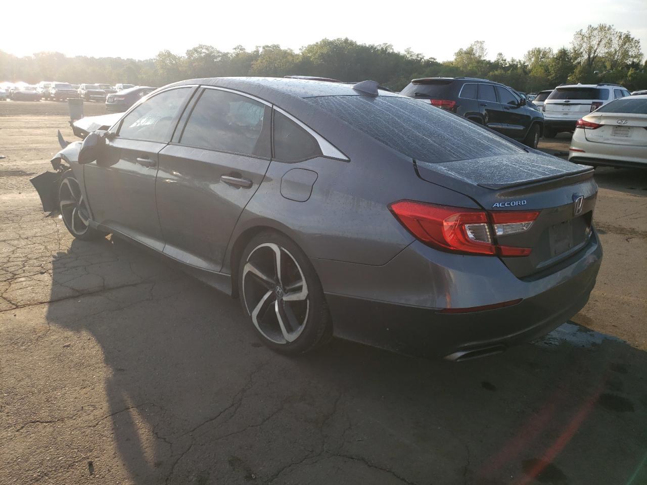 2018 Honda Accord Sport - Фото 2