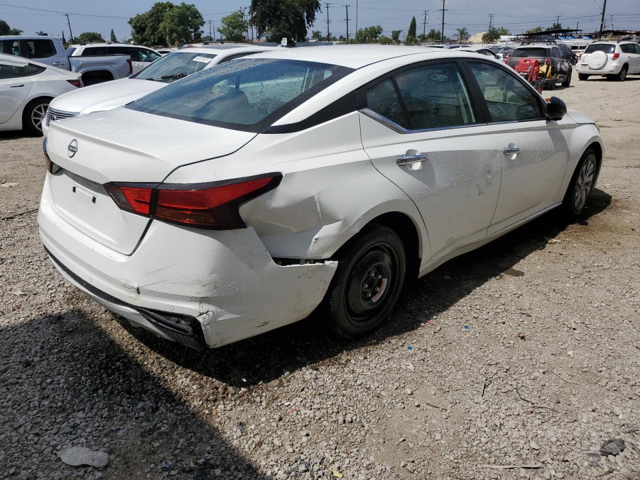 2024 Nissan Altima S - Фото 3