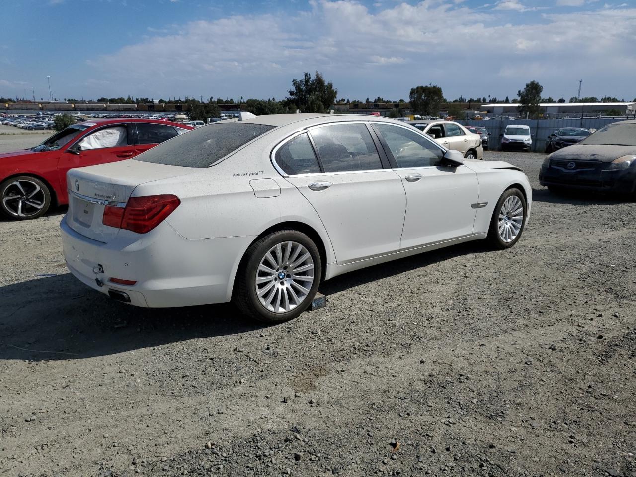 2012 BMW 750 I - Фото 3