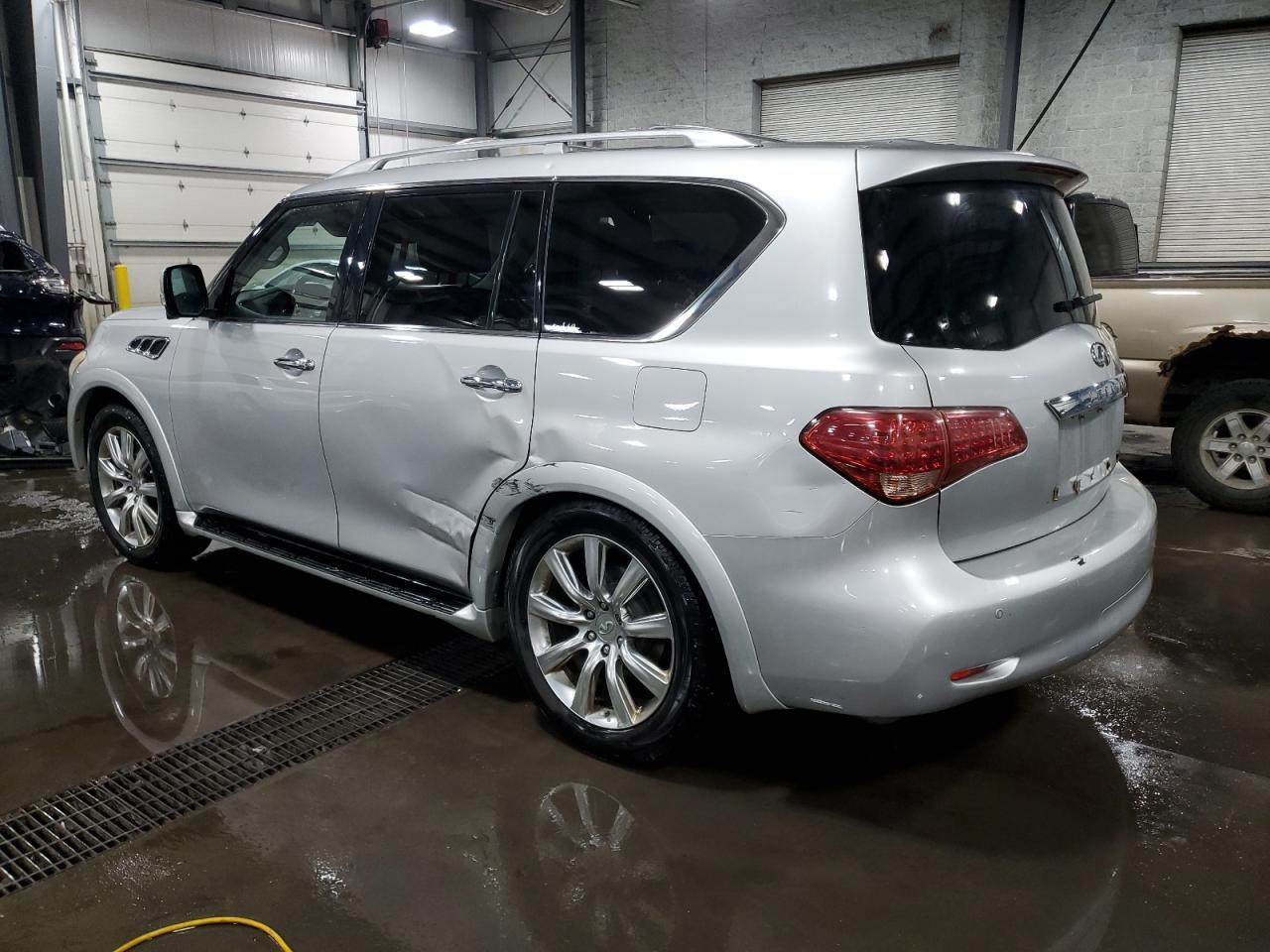 2011 Infiniti Qx56 - Фото 2