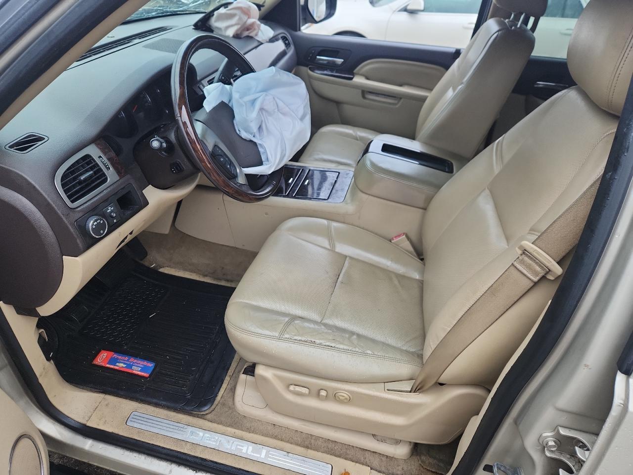 2013 GMC Yukon Denali - Фото 7
