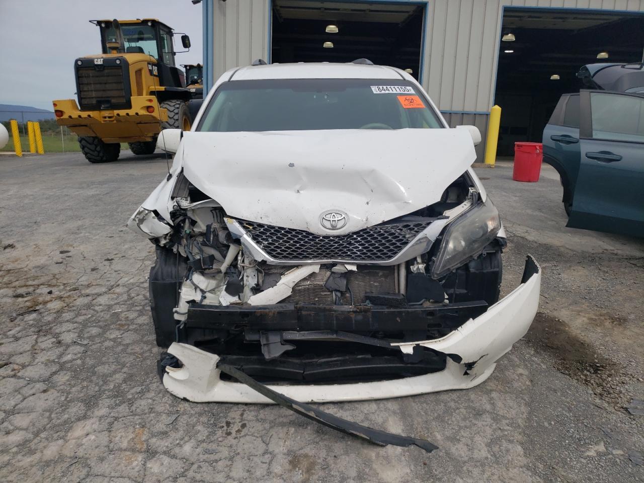 2013 Toyota Sienna Sport - Фото 5
