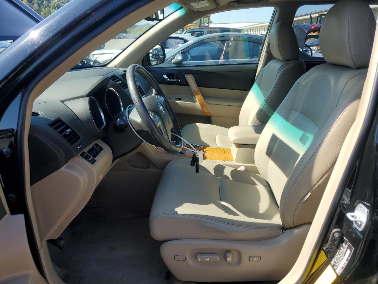 2009 Toyota Highlander Hybrid Limited - Image 7