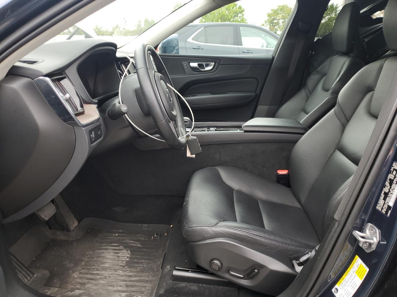 2022 Volvo Xc60 B5 Momentum - Фото 7