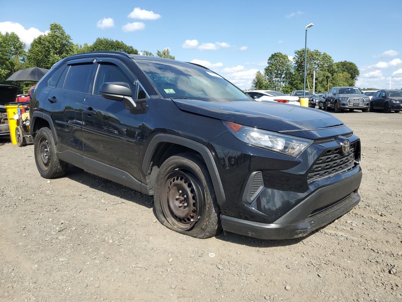 2020 Toyota Rav4 Le - Фото 4