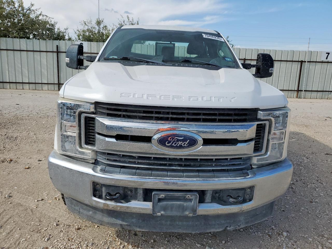 2019 Ford F250 Super Duty - Фото 5