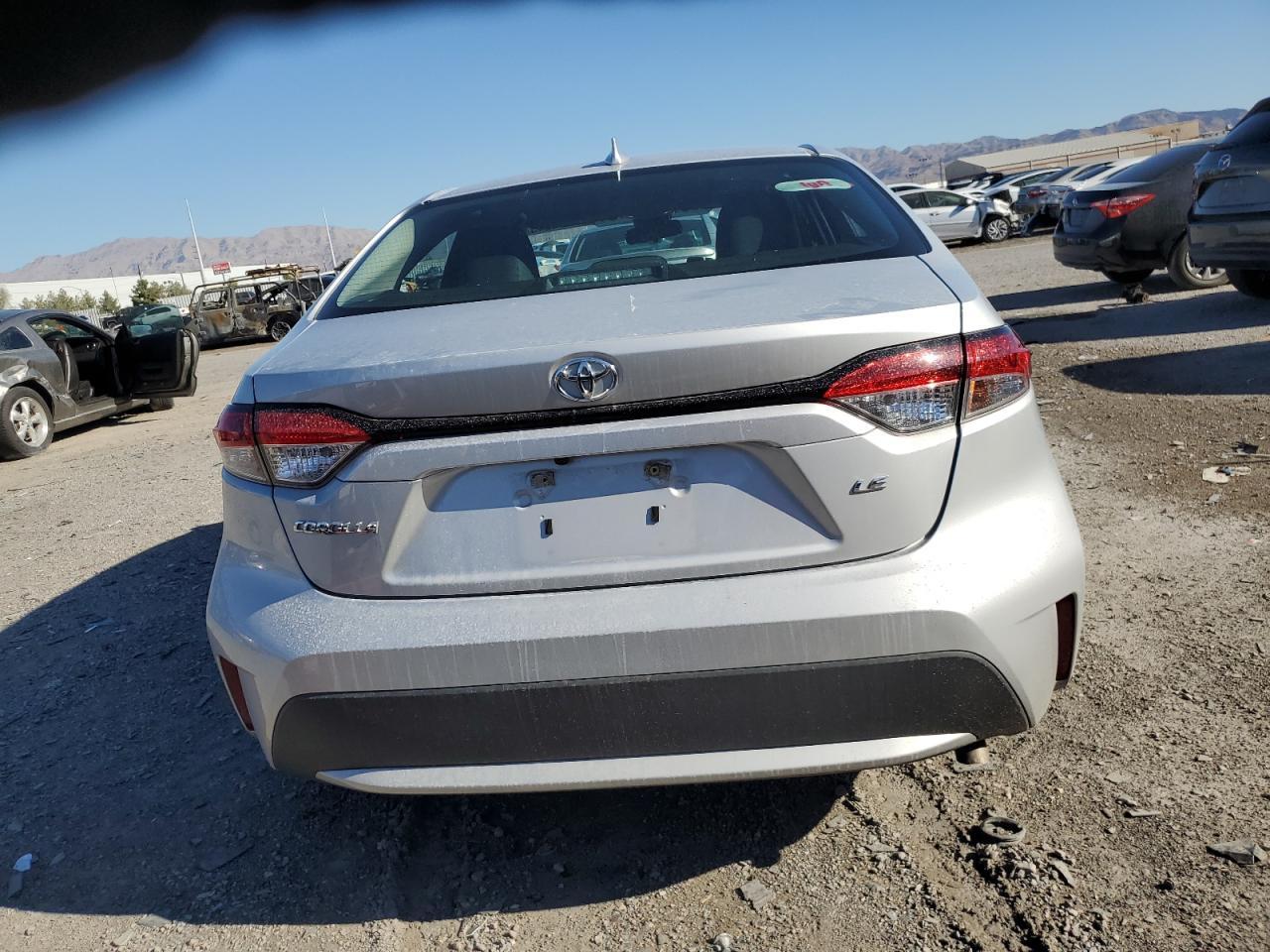 2022 Toyota Corolla Le - Image 6