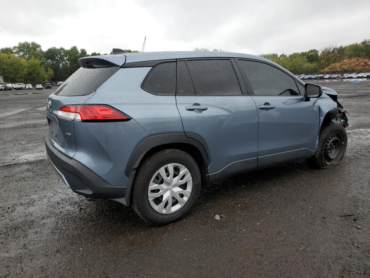 2024 Toyota Corolla Cross L - Фото 3