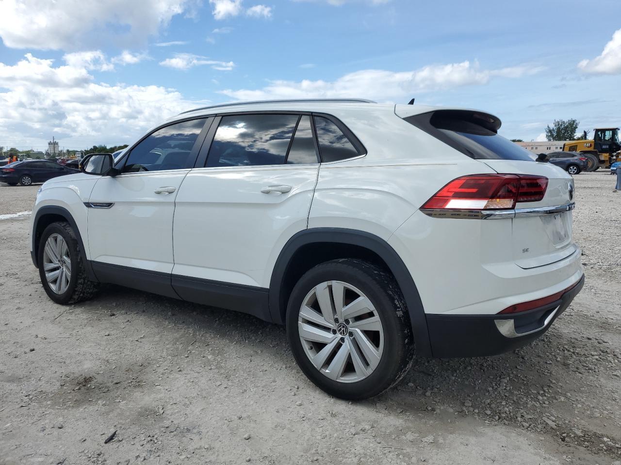 2021 Volkswagen Atlas Cross Sport Se - Фото 2
