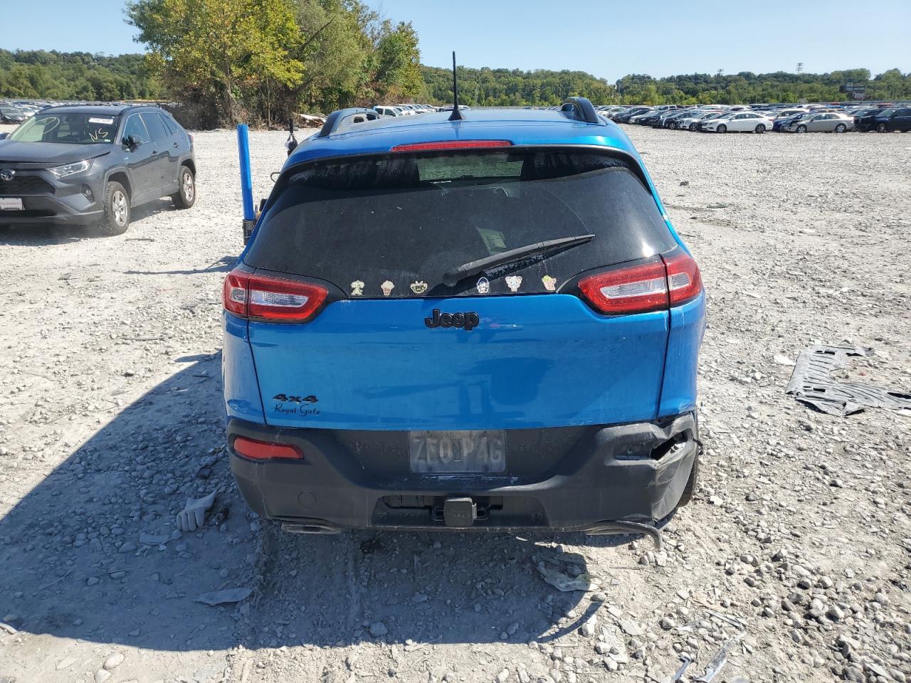 2017 Jeep Cherokee Sport - Фото 6