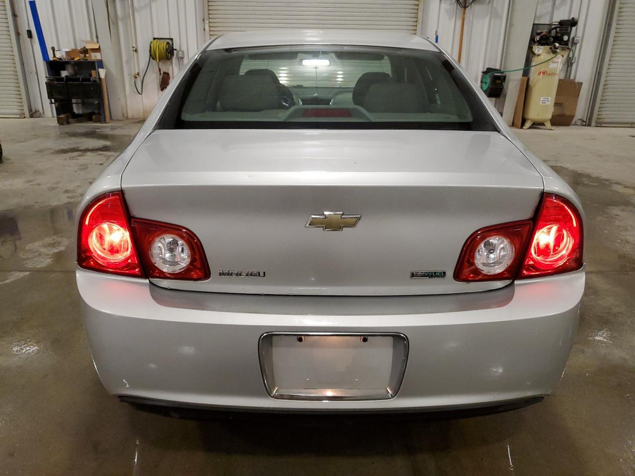 2010 Chevrolet Malibu Ls - Фото 6